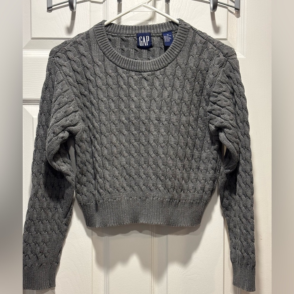 Vintage Y2K GAP Grey Cable Knit Cropped Sweater